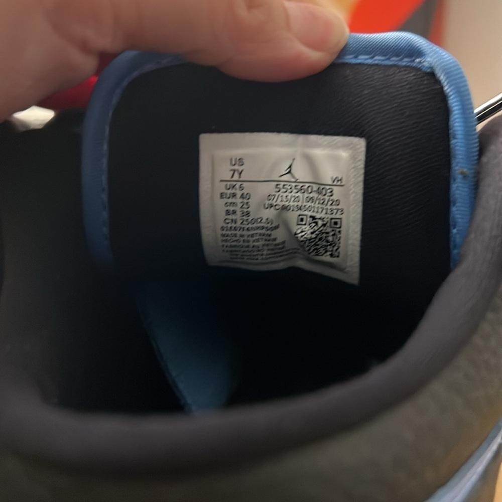 SALE! Blue and black Jordan low 1 - Picture 4 of 8